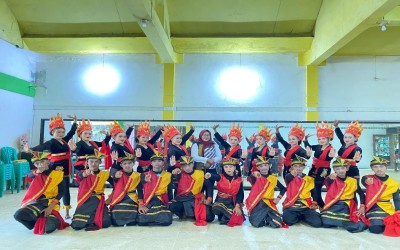 SMA NEGERI 1 KASIMAN – BOJONEGORO DALAM PEMECAHAN REKOR MURI PERGELARAN TARI API KAYANGAN MERAH PUTIH
