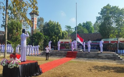 SISWA – SISWI SMAN 1 KASIMAN TERPILIH SEBAGAI ANGGOTA PASKIBARA